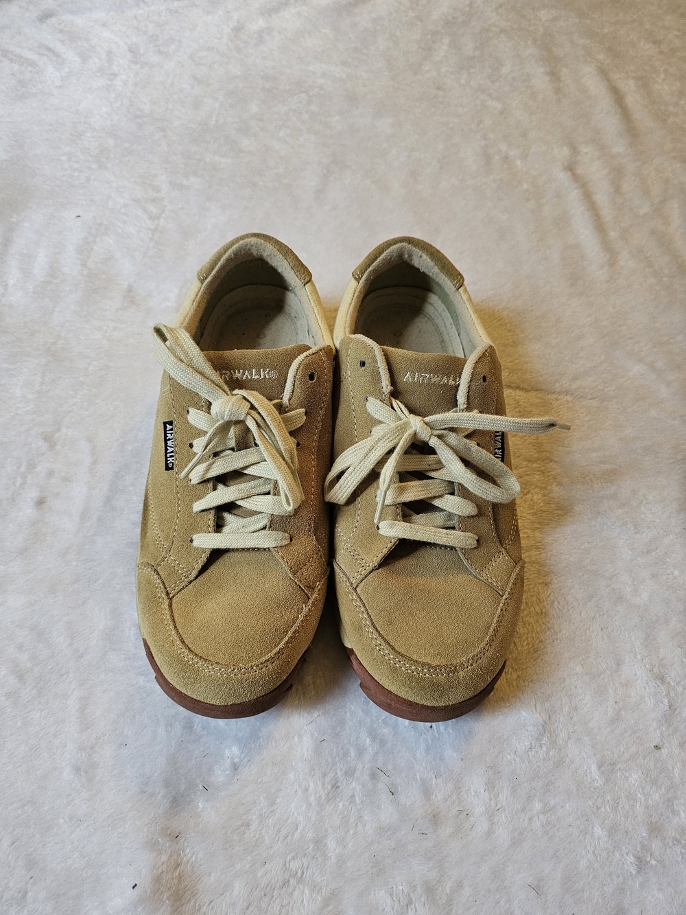 Airwalk Men’s Tan Suede Casual Sneakers